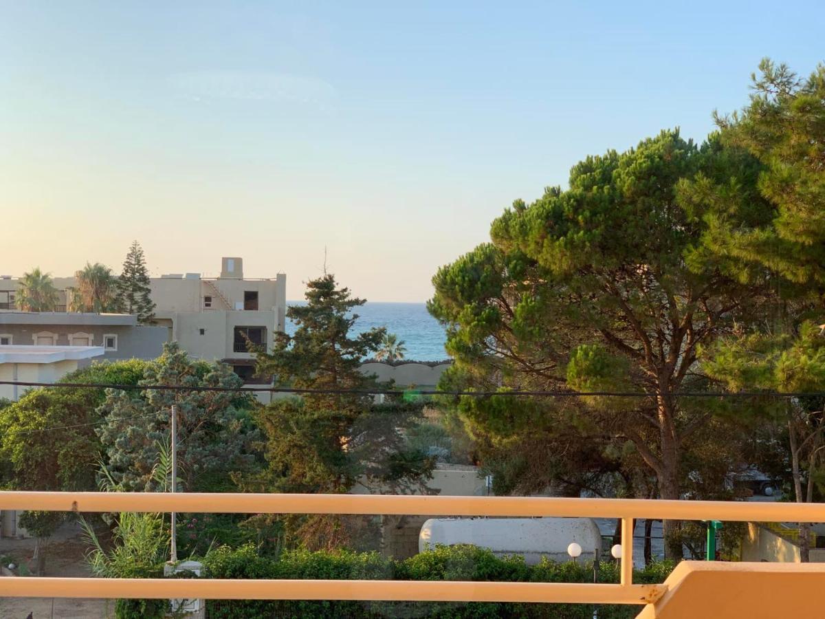 Dioni Hotel Adelianos Kampos Bagian luar foto